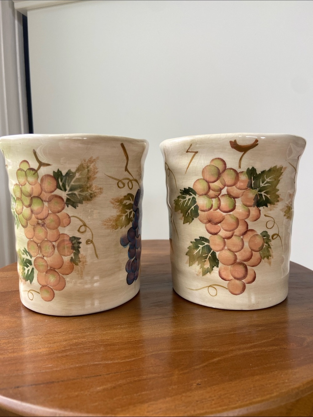 Vintage Set of 2 Cabernet Tabletops Unlimited Mugs